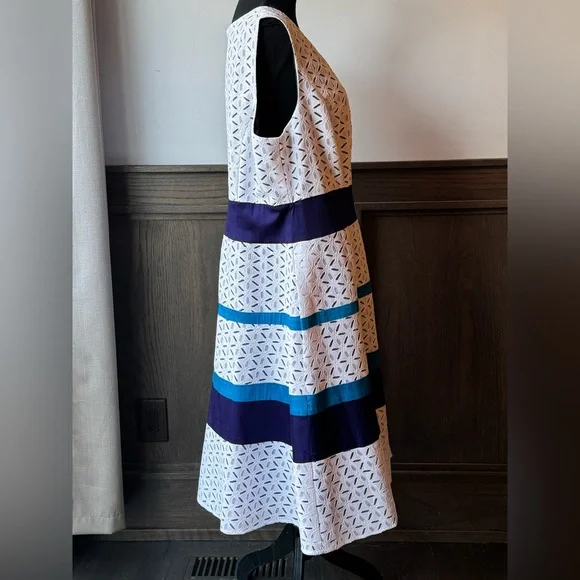 Anne Klein White Eyelet Midi Dress with Navy and Teal Bands 20W - Picture 6 of 9
